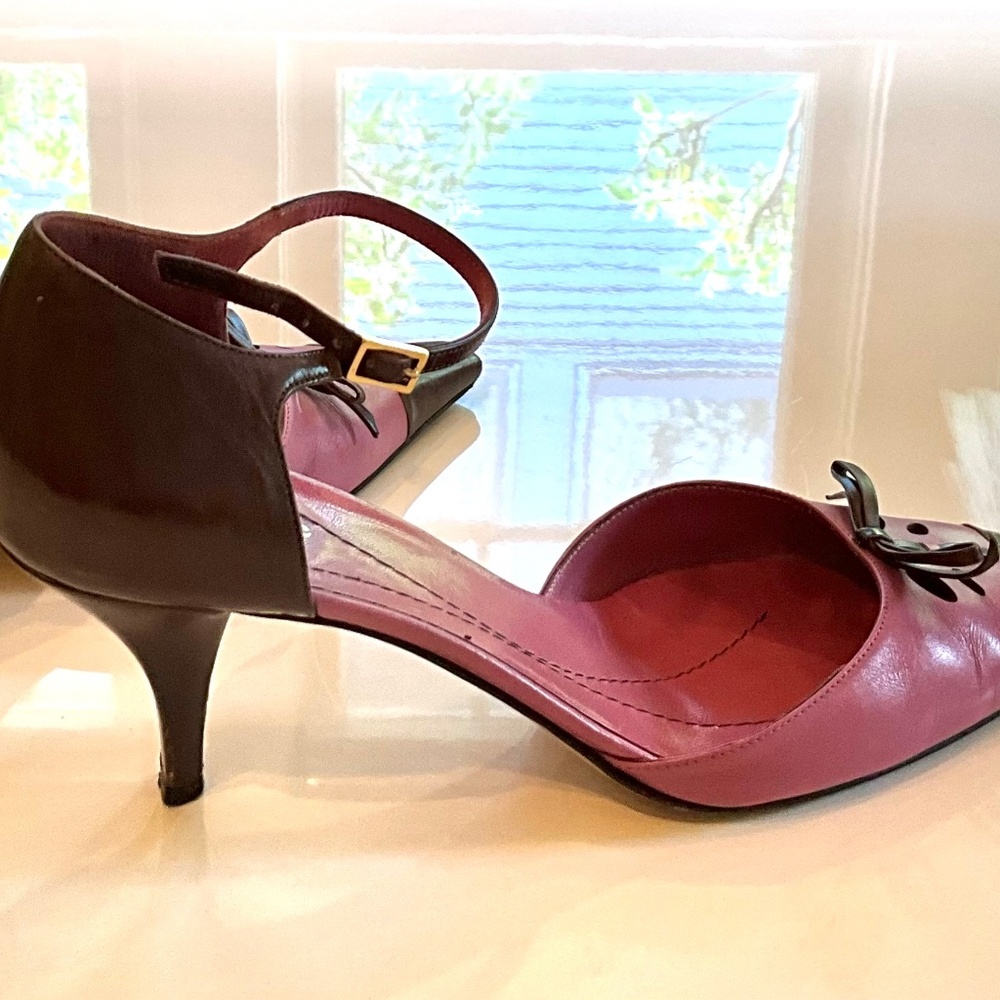 Kate Spade Purple and Brown Leather Ankle Strap Heel with Decorative Bow - Picture 3 of 3